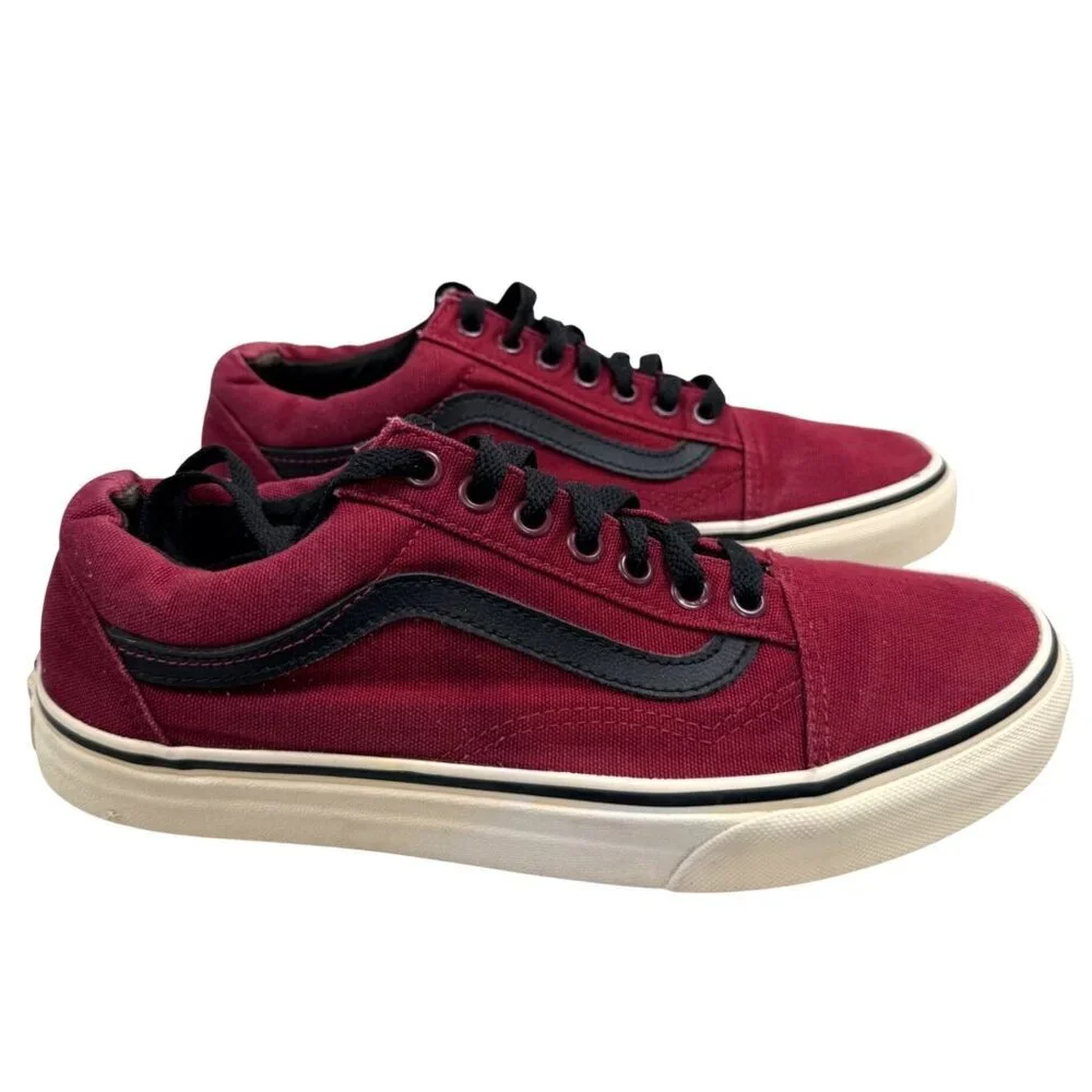VANS Sneakers Mens Size 8  / Womens 9.5 Red Canvas Low Top Old Skool